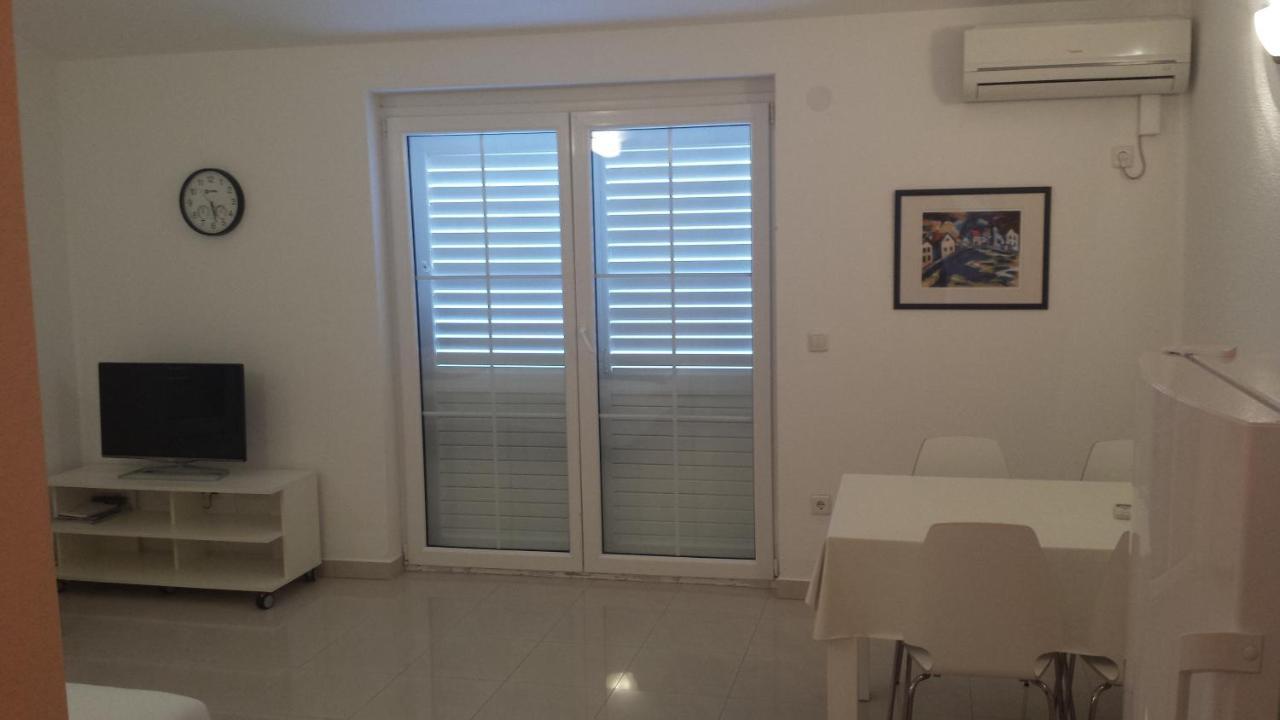 Apartments Irena Vodice Exterior photo